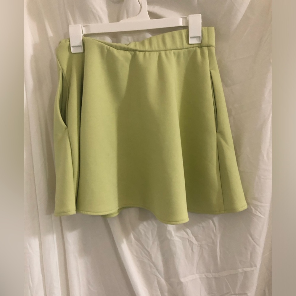 Express lime green banded‎ waist twirl tulip hem mini skirt size XL brand new